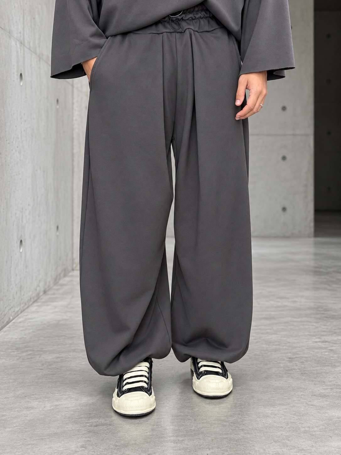 Tracksuit London Essence