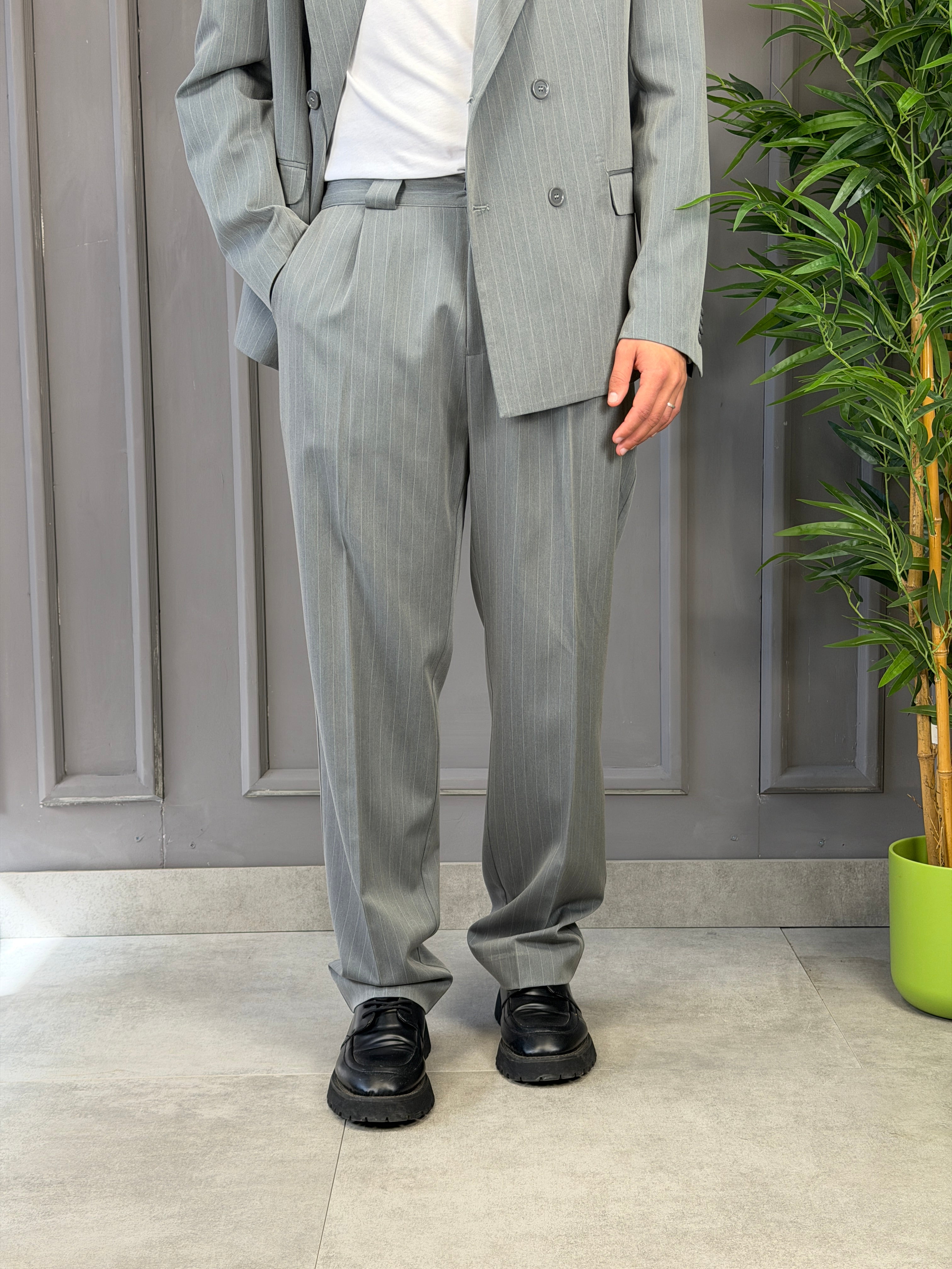 Abito doppiopetto gessato