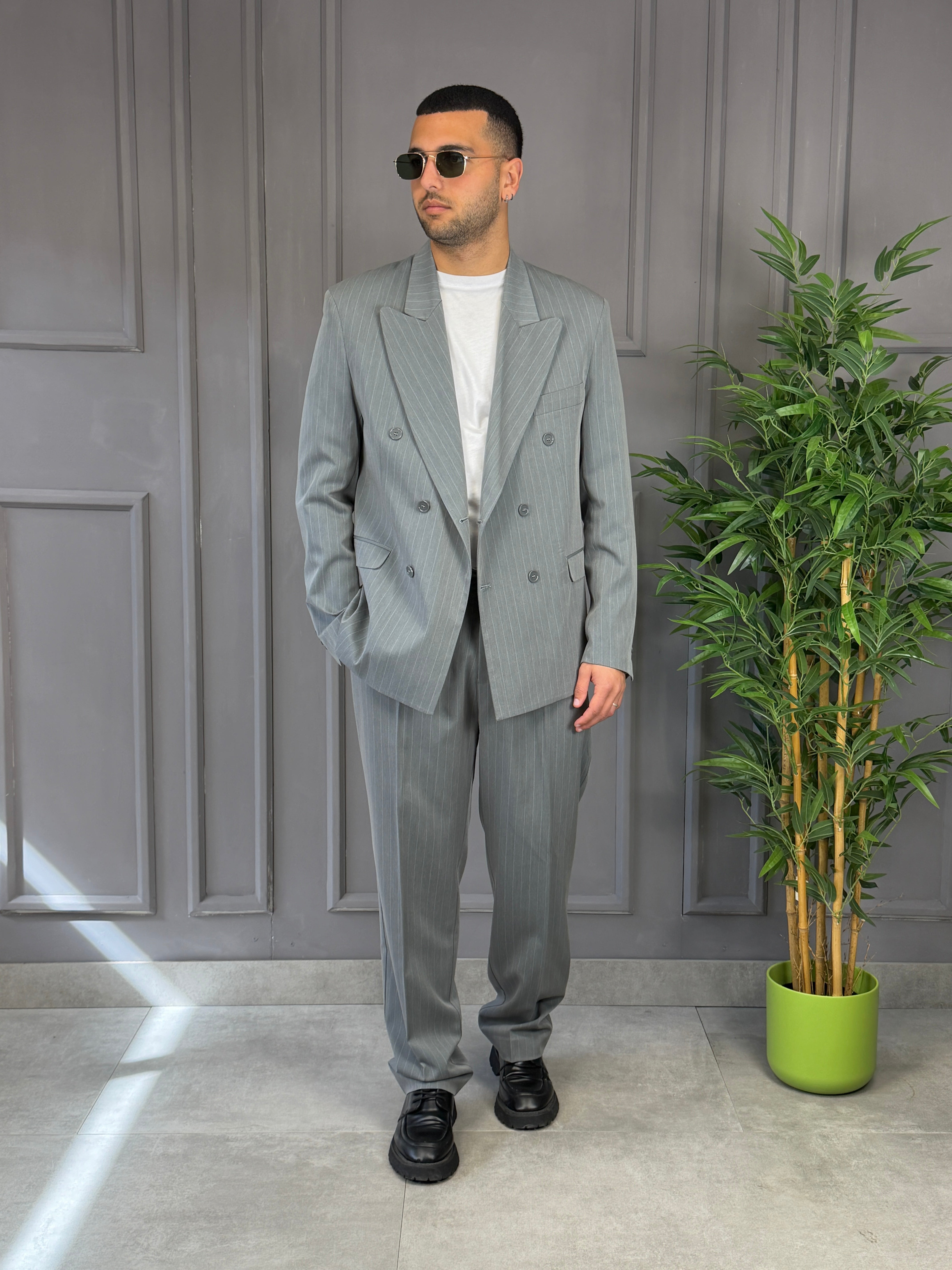 Abito doppiopetto gessato