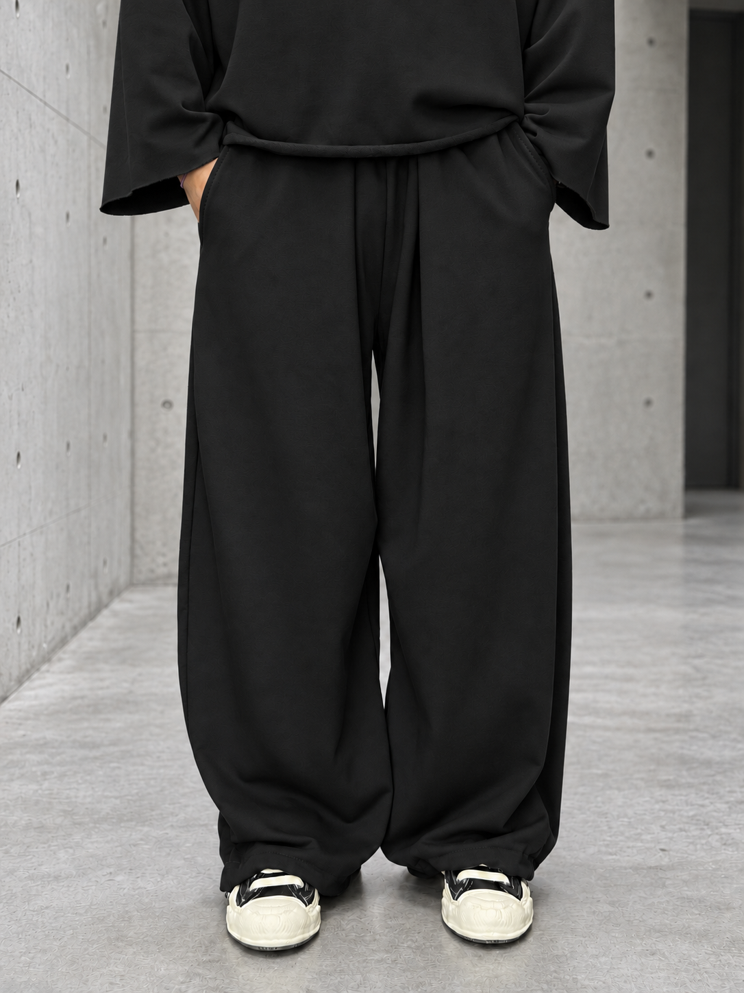 Tracksuit London Essence